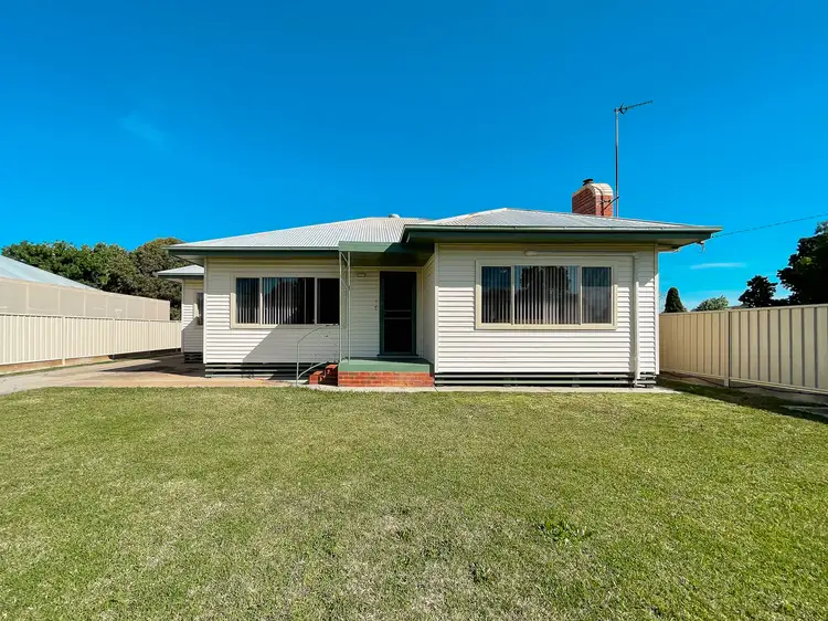 10 Nugget Street, Kerang VIC 3579