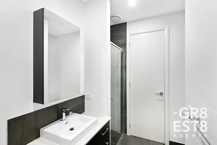 Fifth view of Homely unit listing, 18E Scott Street, Cranbourne VIC 3977