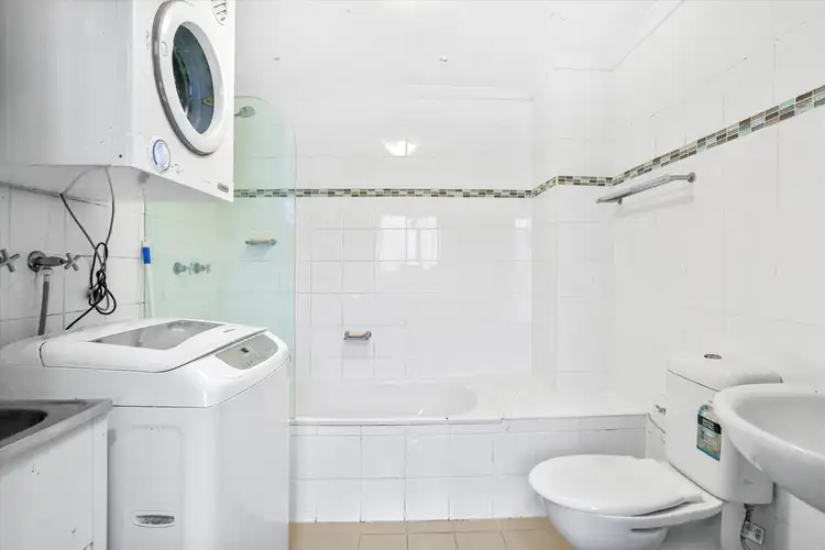 Sixth view of Homely studio listing, 2/225 Parramatta Road, Annandale NSW 2038