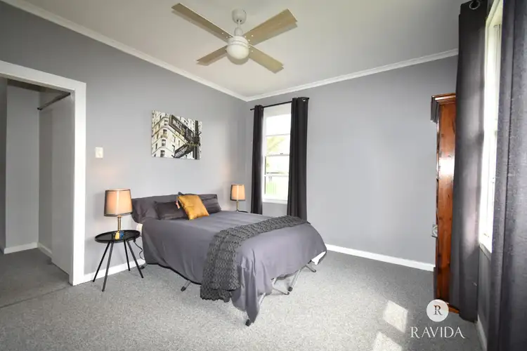 Fifth view of Homely house listing, 8 LE COUTEUR AVENUE, Beechworth VIC 3747