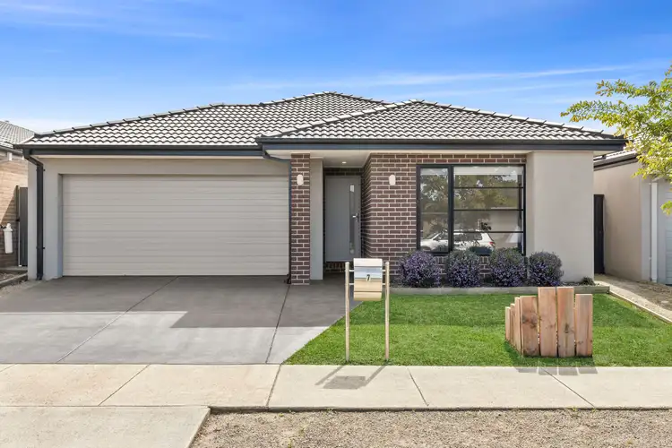 7 Hedge Street, Armstrong Creek VIC 3217