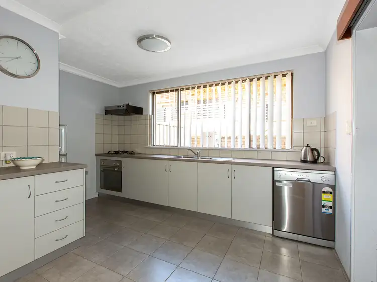 2/14 Acacia Street, Bunbury WA 6230