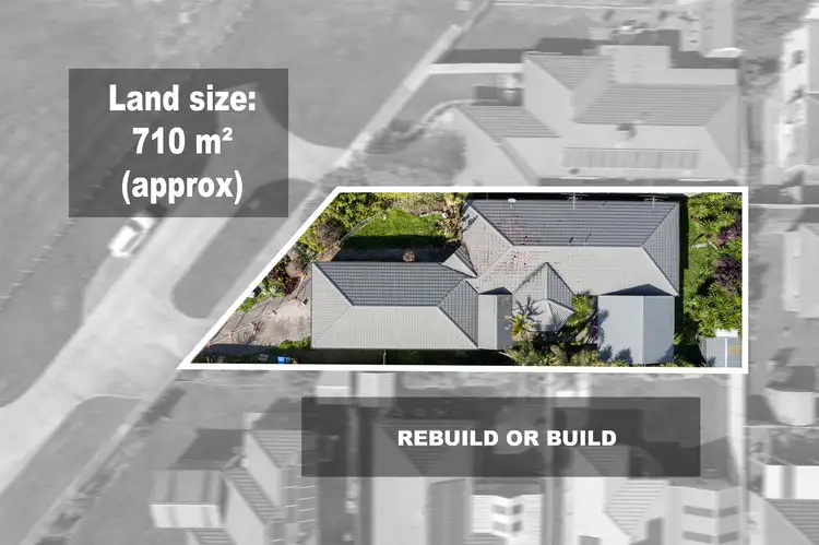 3 Staunton Walk, Cranbourne East VIC 3977