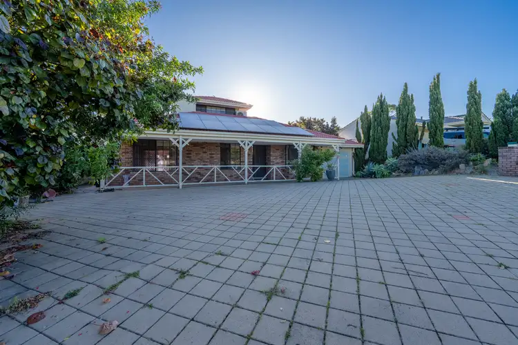 68 Dampier Avenue, Mullaloo WA 6027