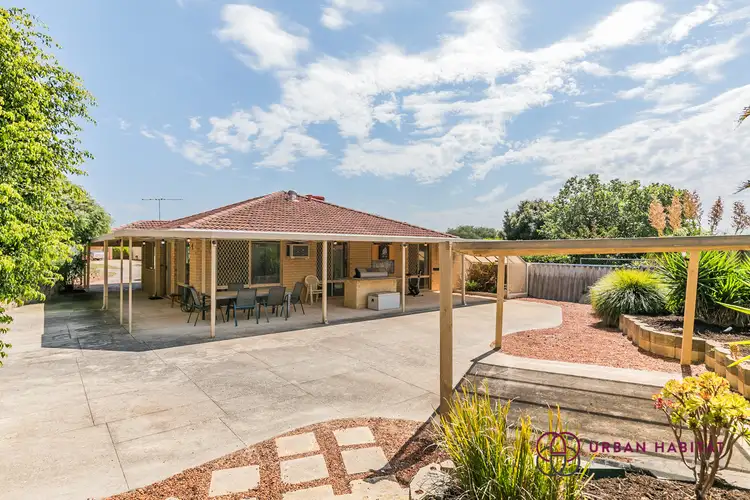 21 Chipper View, Parmelia WA 6167