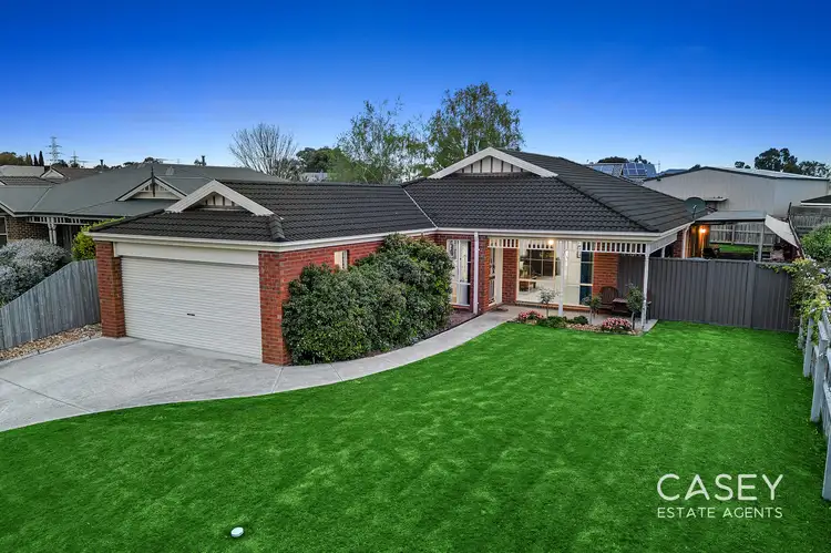 39 Brookland Greens Boulevard, Cranbourne VIC 3977