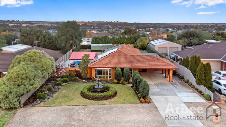51 Cairns Drive, Darley VIC 3340