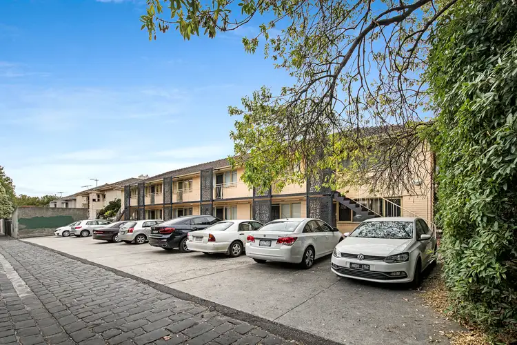 13/2A Bates Street, Malvern East VIC 3145