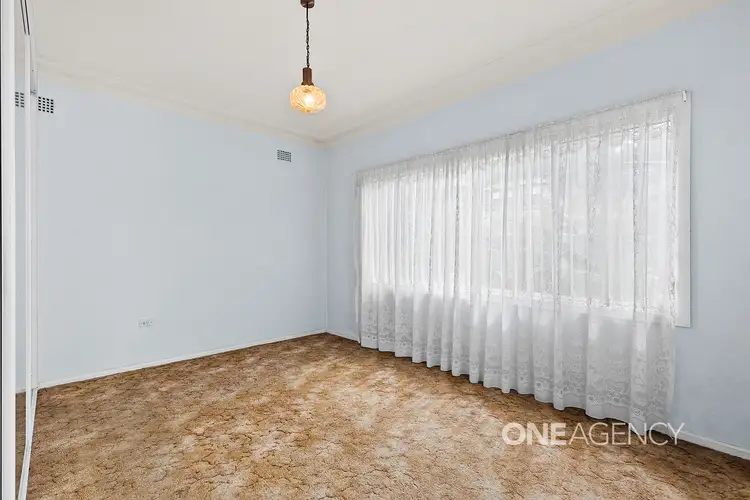Sixth view of Homely house listing, 135 Northcliffe Drive, Lake Heights NSW 2502