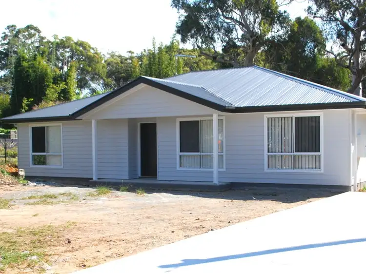 9 Wilma Crescent