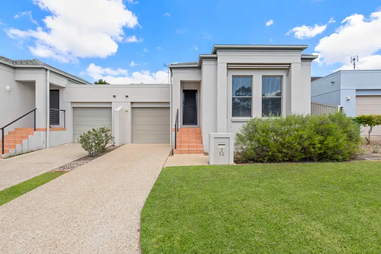 2/52 Riverwood Drive, Ashmore QLD 4214