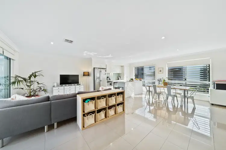 51/400 Tingal Road, Wynnum QLD 4178