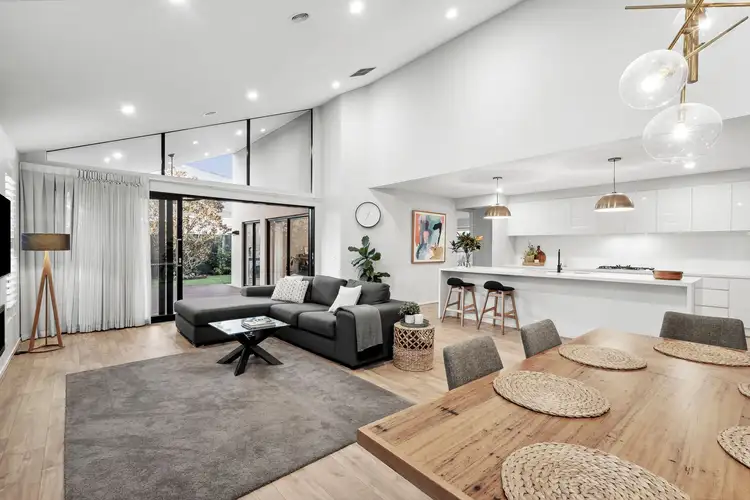 25 Madeira Street, Armstrong Creek VIC 3217