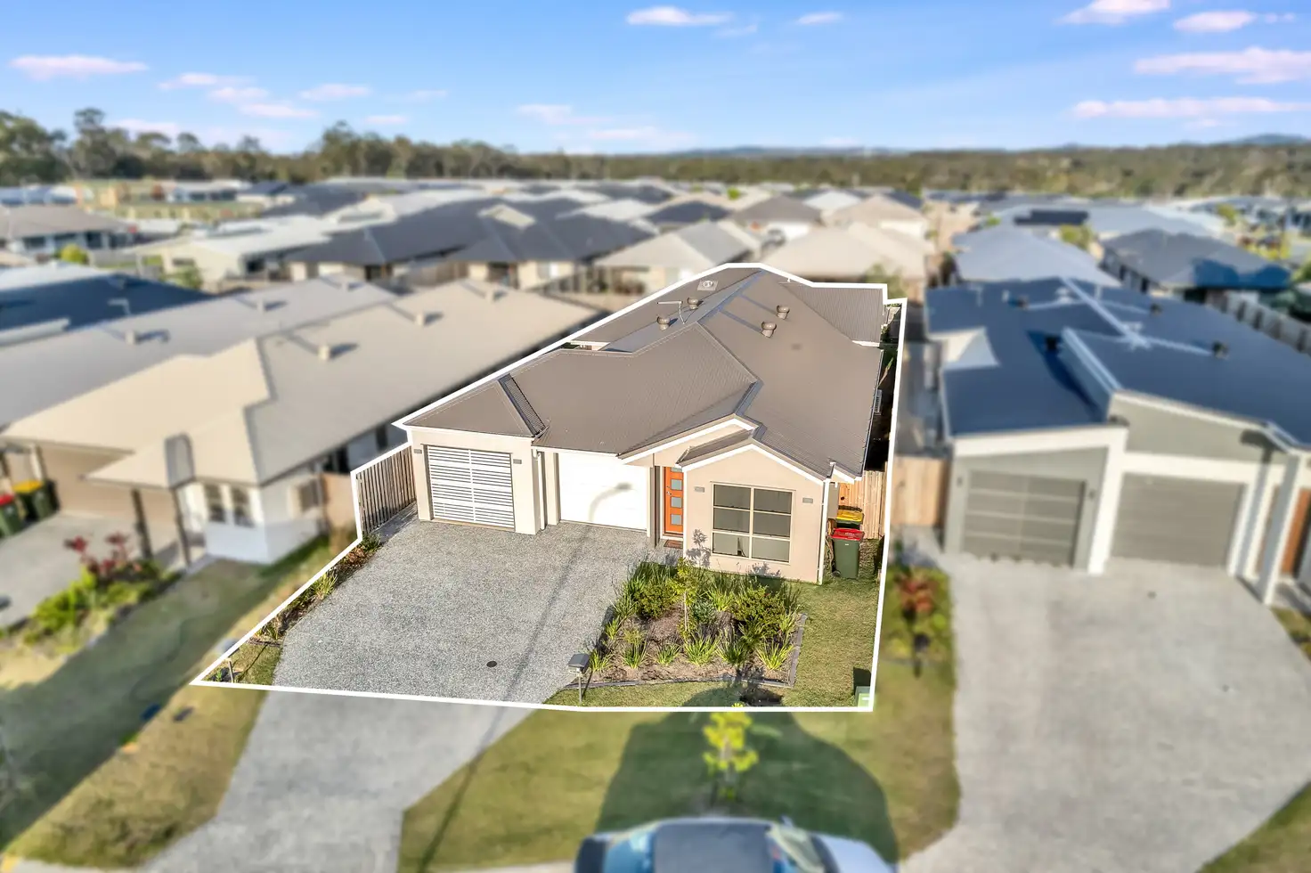 Main view of Homely semi-detached listing, 10 Haystack Close, Park Ridge QLD 4125