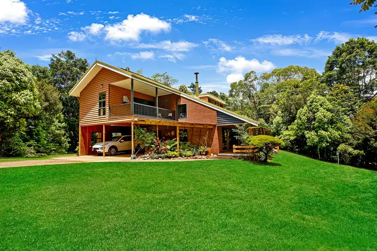 22 Winfield Road, Lake Eacham QLD 4884