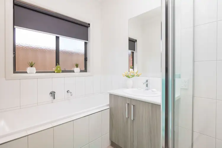 Third view of Homely house listing, 5 Karalanza Drive, Mildura VIC 3500