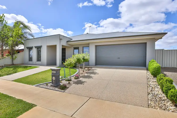 Sixth view of Homely house listing, 5 Karalanza Drive, Mildura VIC 3500