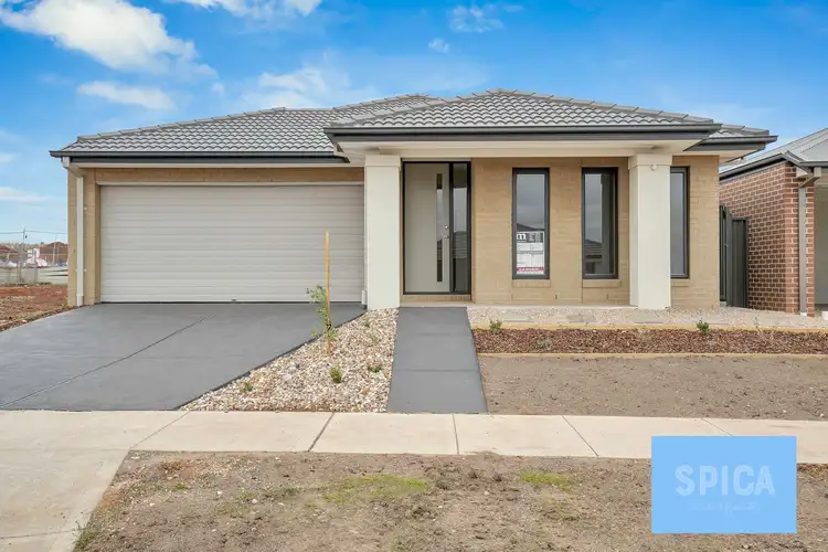 Second view of Homely house listing, 10 Edgemead Rise, Werribee VIC 3030