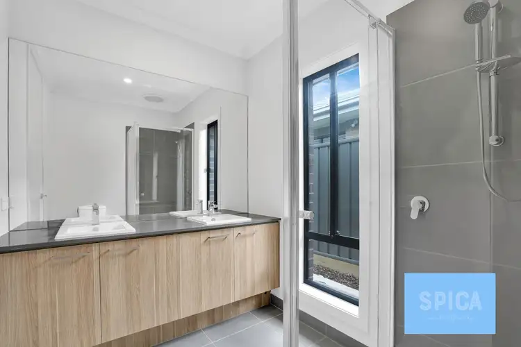 Fifth view of Homely house listing, 10 Edgemead Rise, Werribee VIC 3030