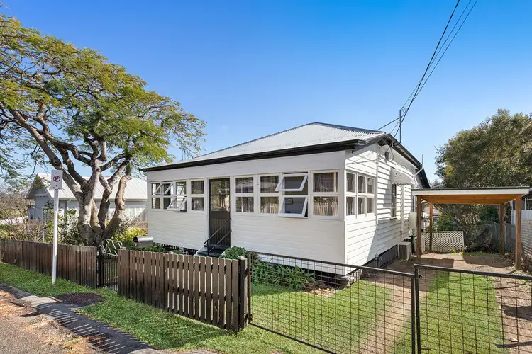 6 Lennon Lane, North Ipswich QLD 4305