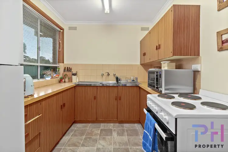 Third view of Homely unit listing, 2/115 Havlin Street East, Flora Hill VIC 3550