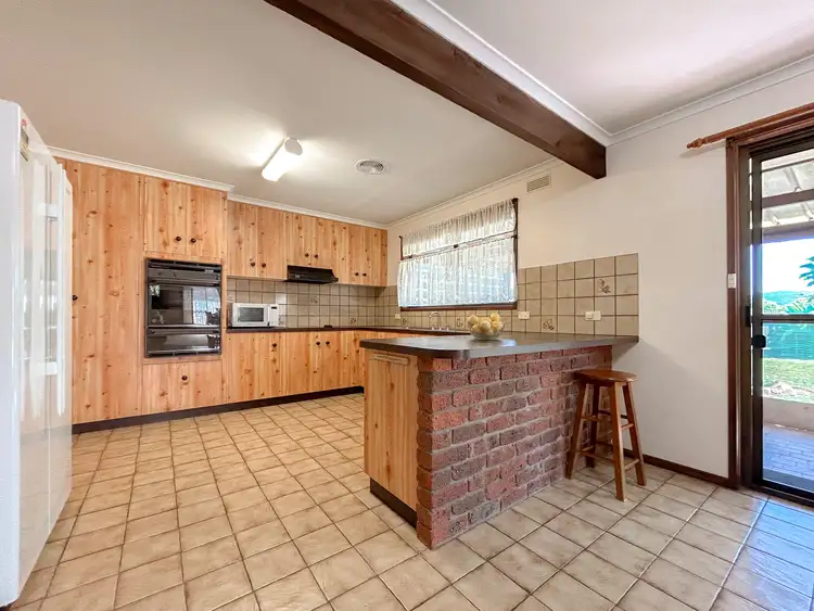 Sixth view of Homely house listing, 7 Hazel Court, Swan Hill VIC 3585