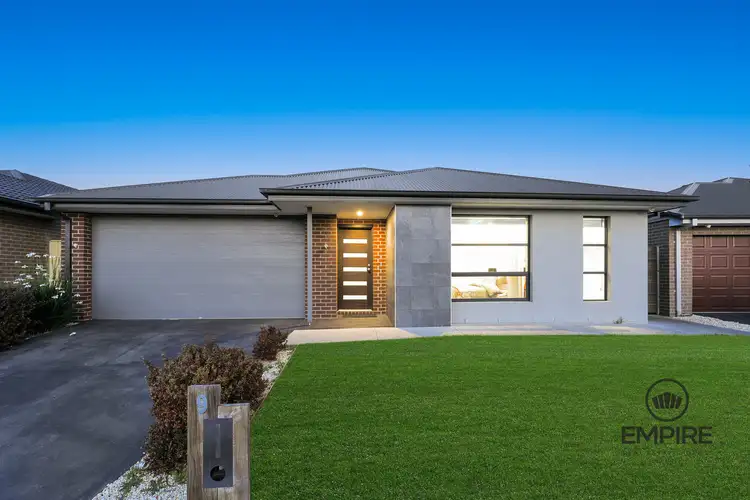 Main view of Homely house listing, 9 Kingscliff Avenue, Clyde VIC 3978
