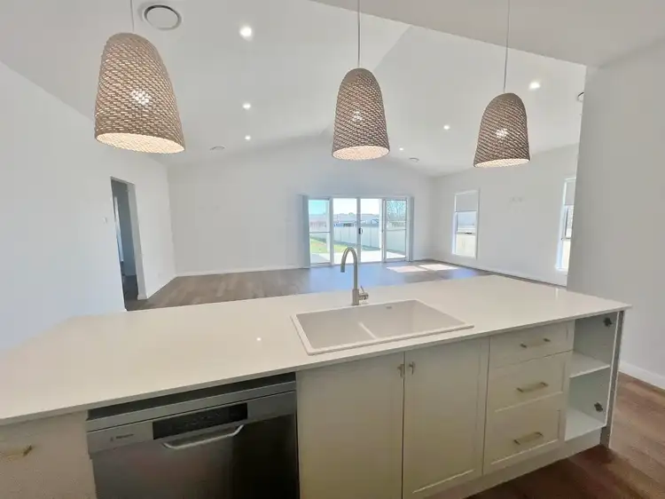 Sixth view of Homely house listing, 5 Huckel Close, Grenfell NSW 2810