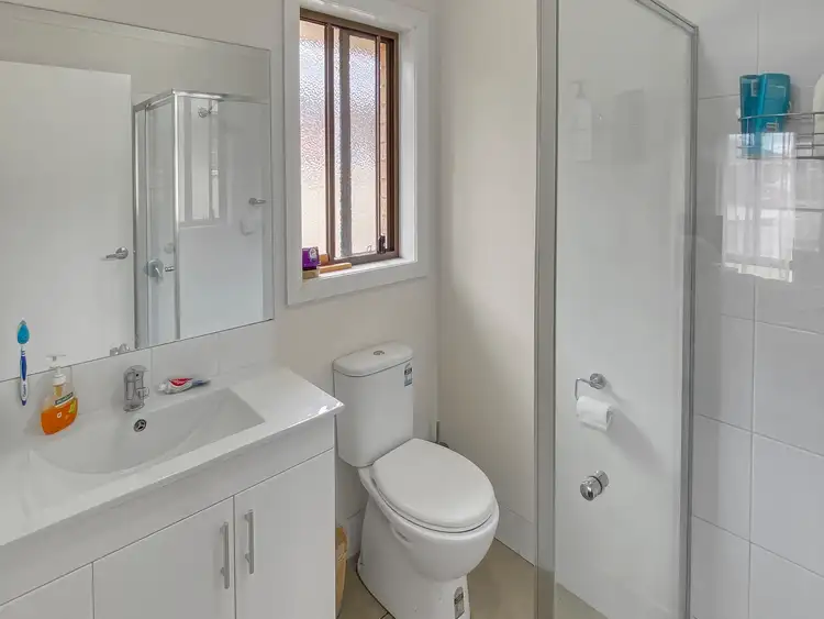 Sixth view of Homely house listing, 2 Devlin Close, Leeton NSW 2705