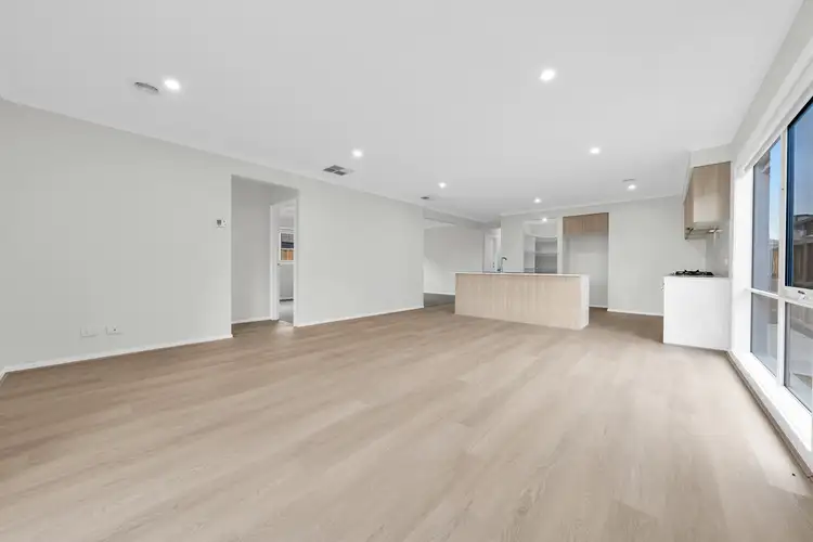 Fifth view of Homely house listing, 9 Scone Street, Cranbourne East VIC 3977