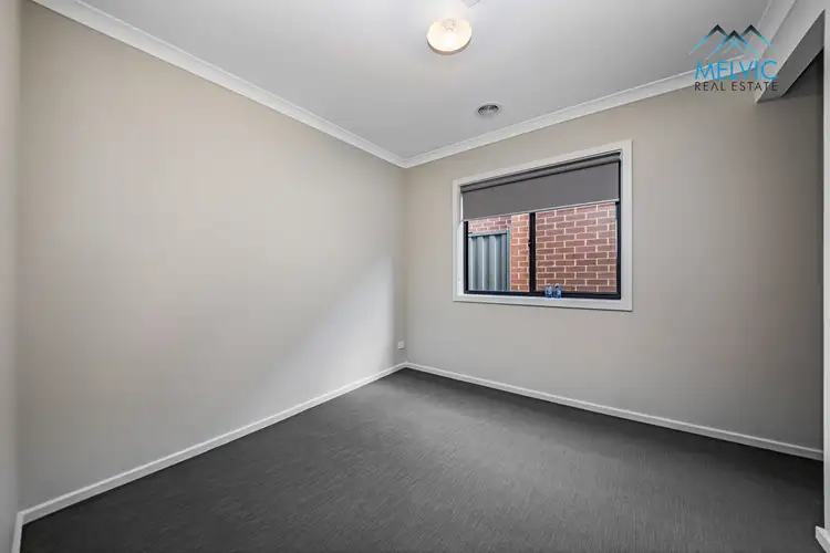 Fourth view of Homely house listing, 35 Praiano Avenue, Berwick VIC 3806