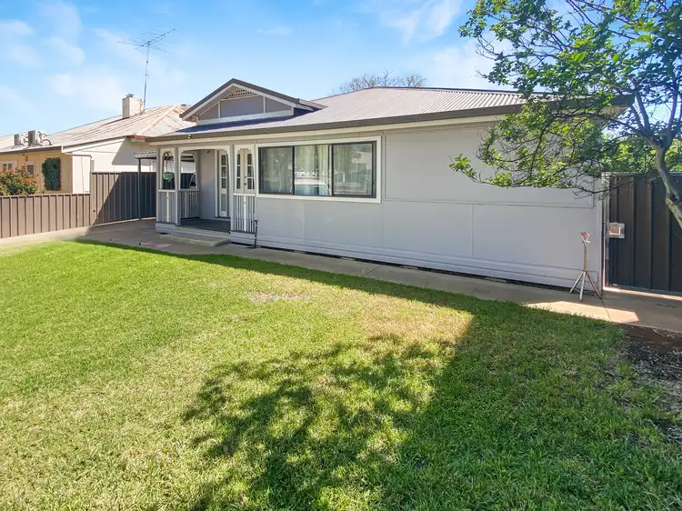 15 Sycamore Street, Leeton NSW 2705