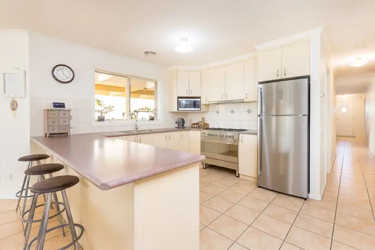 Second view of Homely house listing, 2 Alessi Rise, Mildura VIC 3500