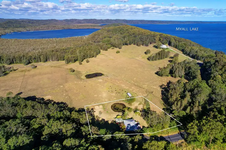 2552 THE LAKES WAY, Bungwahl NSW 2423