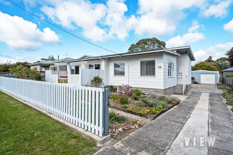 90 Saunders Street, Wynyard TAS 7325
