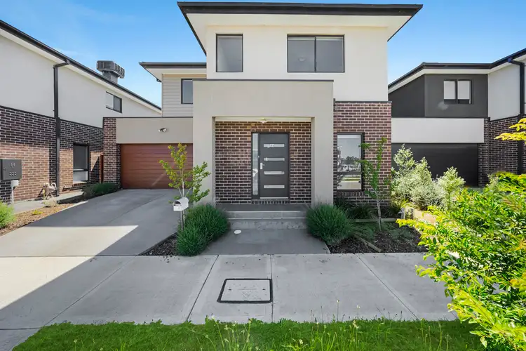 64 Gaston Loop, Officer VIC 3809
