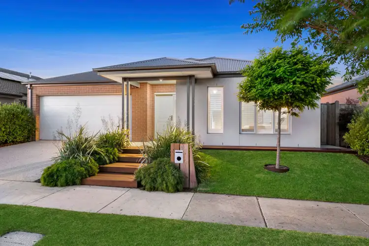 11 Hedge Street, Armstrong Creek VIC 3217