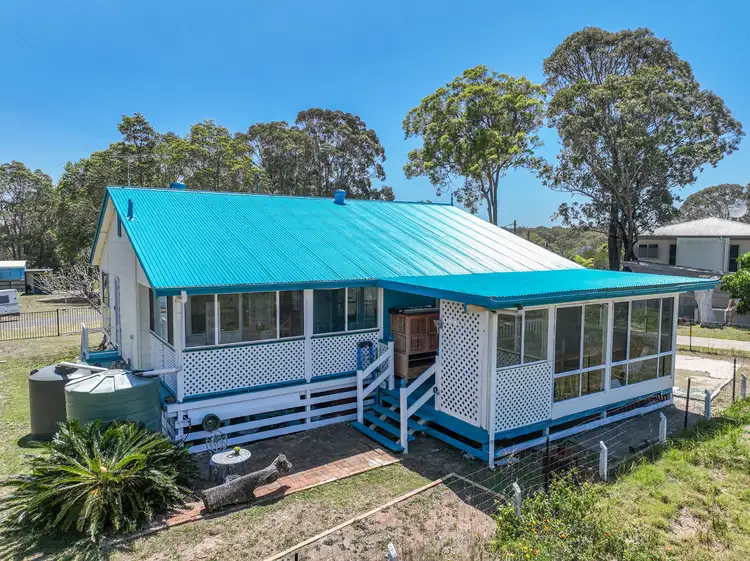 64 Prior Way, Russell Island QLD 4184