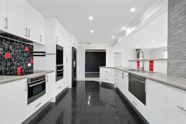 86 Killarney Street, Hannans WA 6430