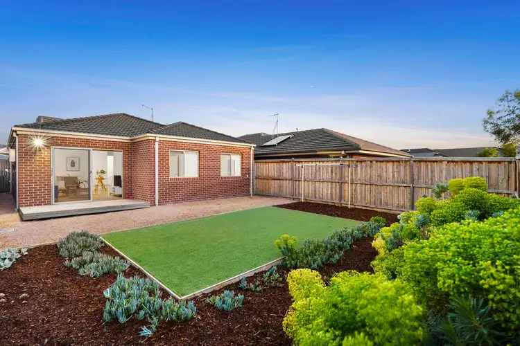 2 Kneebone Place, Charlemont VIC 3217