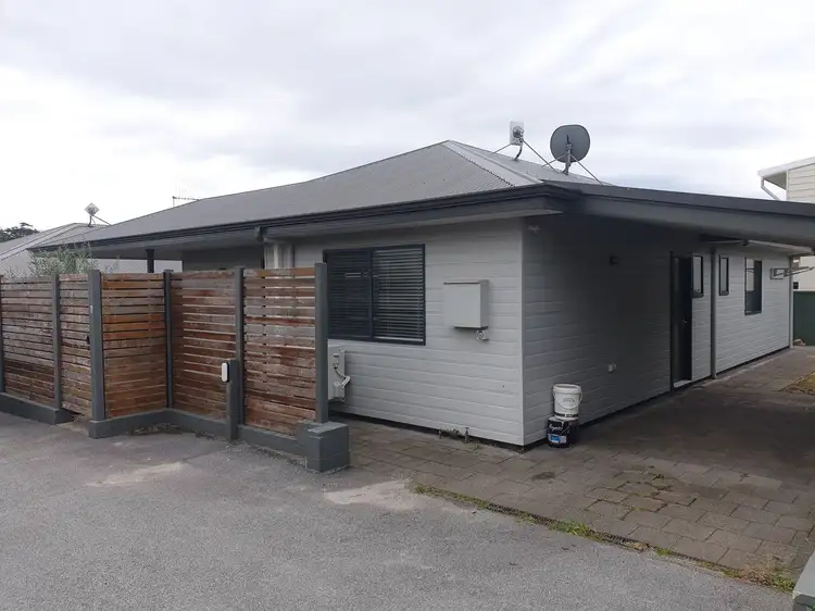 14 Latham Avenue