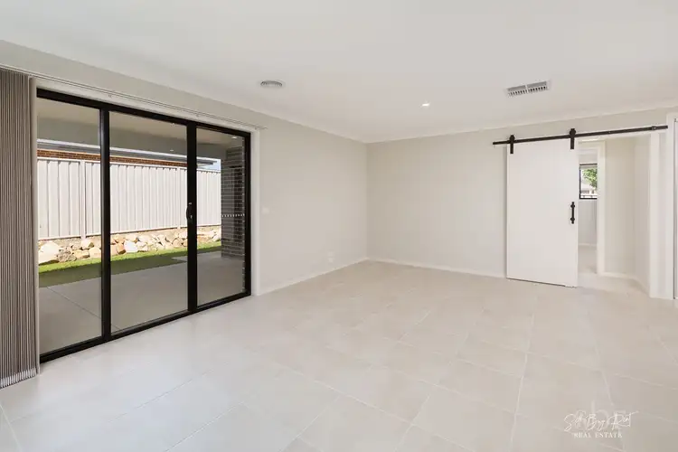 Sixth view of Homely house listing, 33 GLENWOOD BOULEVARD, Baranduda VIC 3691