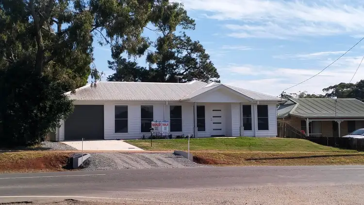 143 HIGH STREET, Russell Island QLD 4184