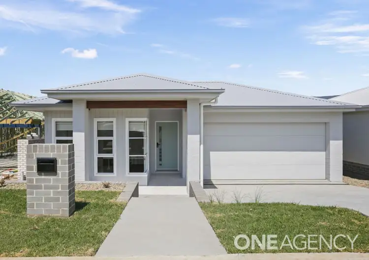 19 Bristlebird Drive, Calderwood NSW 2527