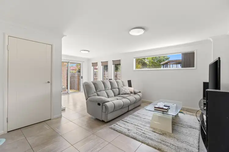 Fifth view of Homely townhouse listing, Unit 4/397 Stenner Street, Kearneys Spring QLD 4350