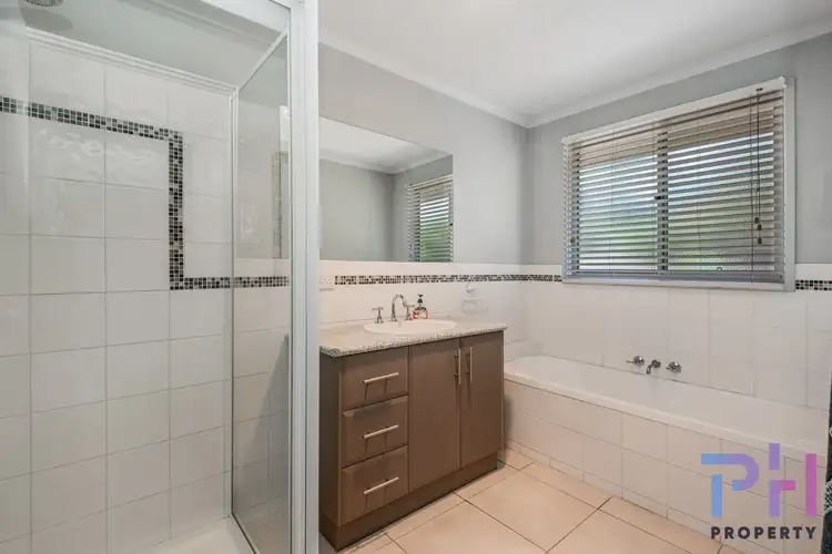 Sixth view of Homely house listing, 8 York Close, Strathfieldsaye VIC 3551