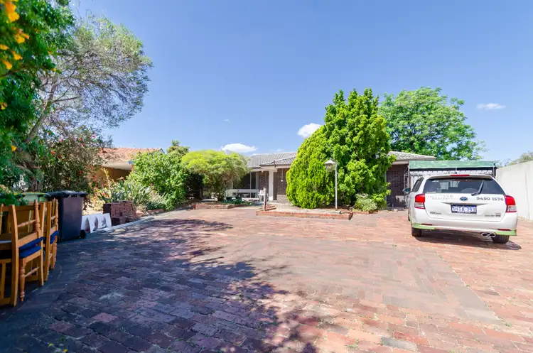 8 Nantellis Road, Martin WA 6110