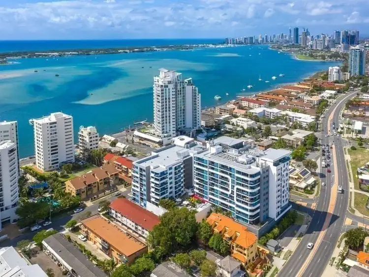 718/19 Imperial Parade, Labrador QLD 4215