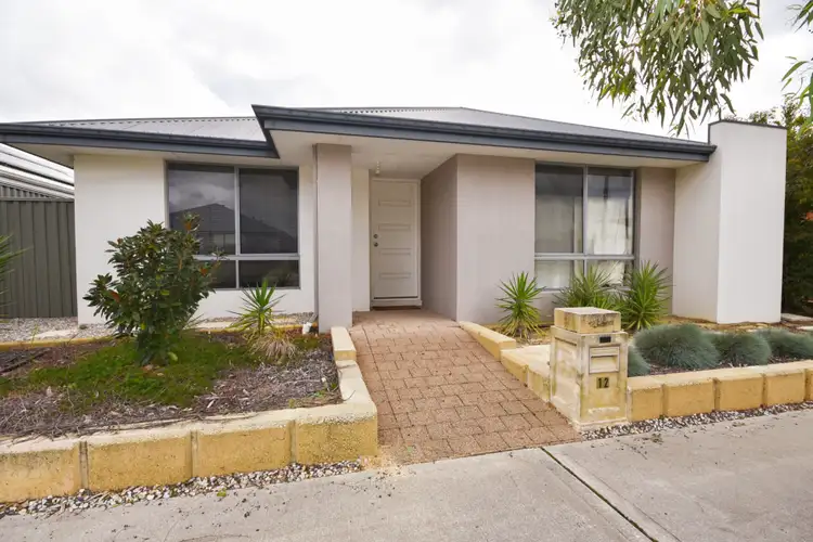12 Battams Way, Byford WA 6122