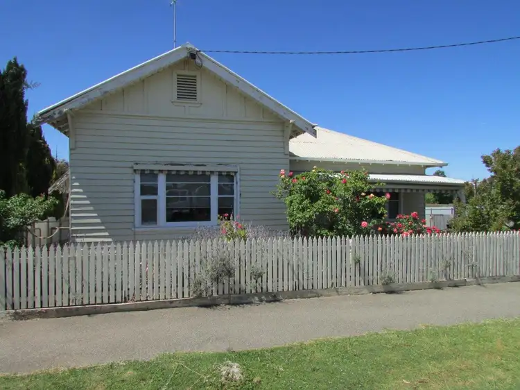 64-66 Lascelles St, Hopetoun VIC 3396
